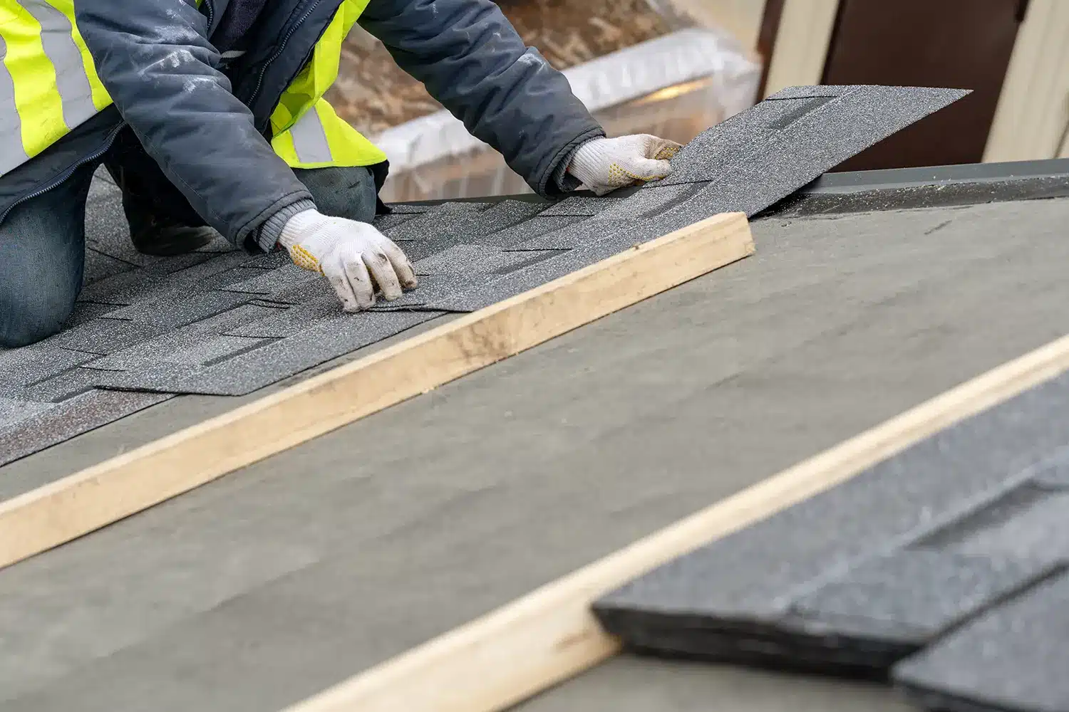 shingle roof installation 001